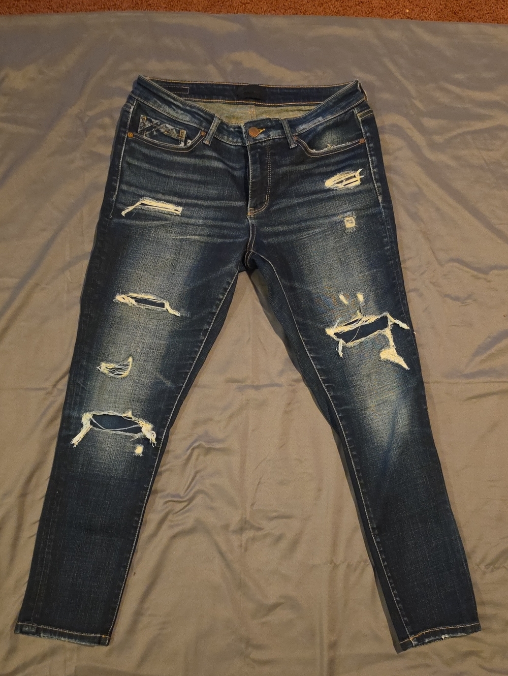 Buckle Black Dark Blue Distressed Ankle Skinny Jeans